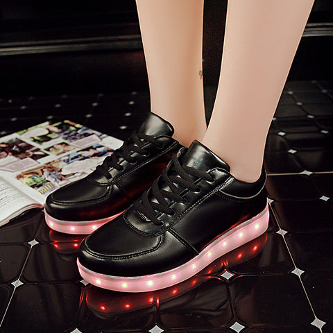 2016 LED Light Up Unisex Chaussures Lumineuse Zapatos Schoenen White Black schuhe luminous Femme Adults Couples Casual Shoes Men